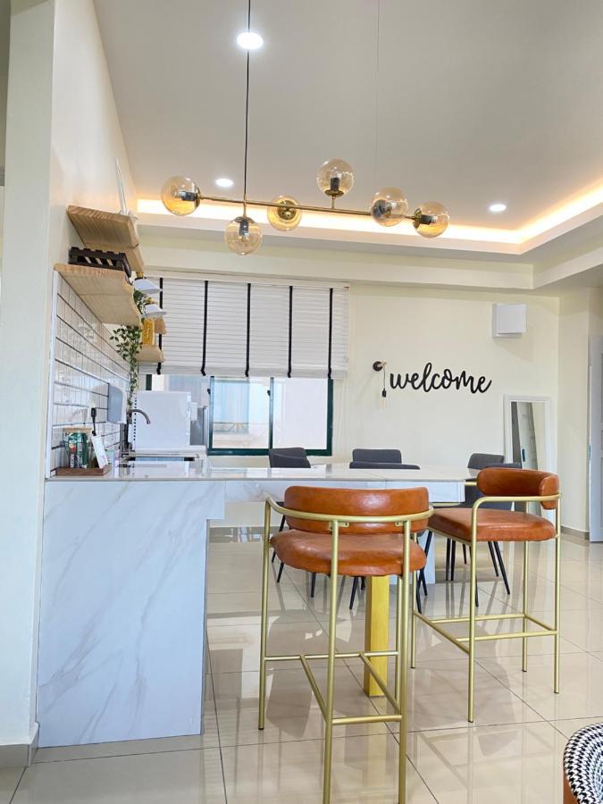 Gracious ~ Walking Distance To See, Shop And Eat ملقا المظهر الخارجي الصورة